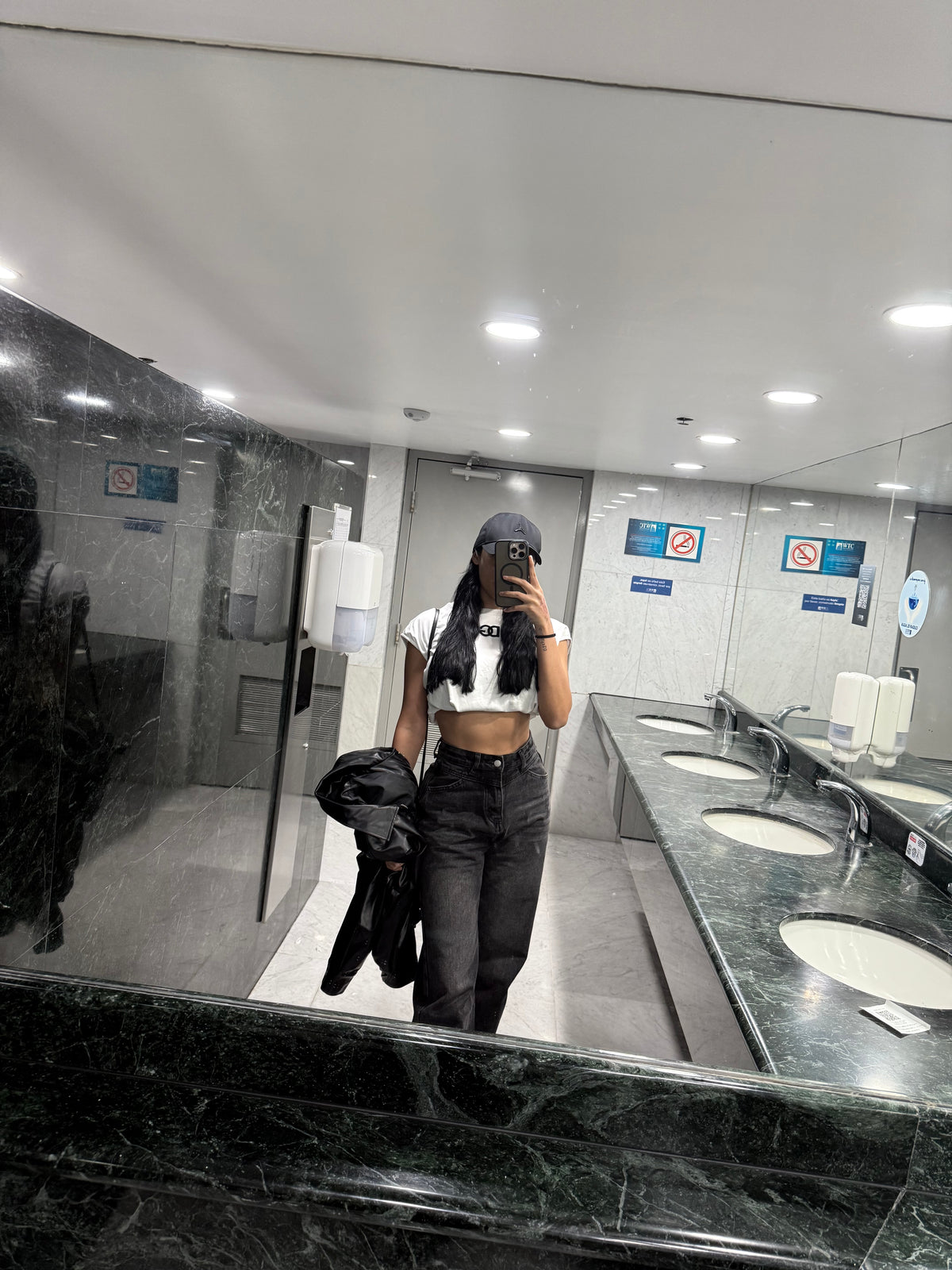 Jeans “Black Sculpt”